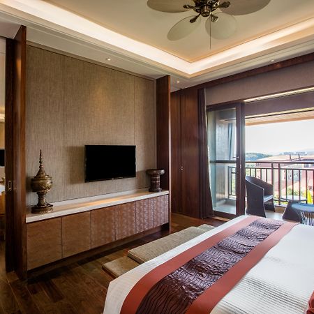 Crowne Plaza Resort Xishuangbanna Parkview, An Ihg Hotel Bagian luar foto
